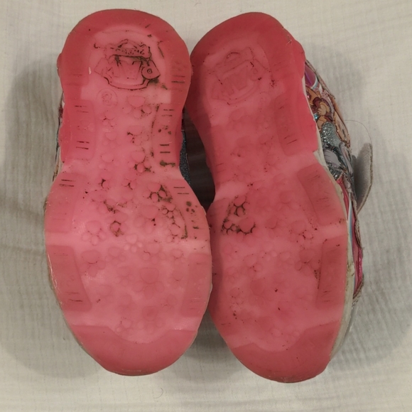 Paw Patrol Light Up Sneakers - Picture 4 of 13